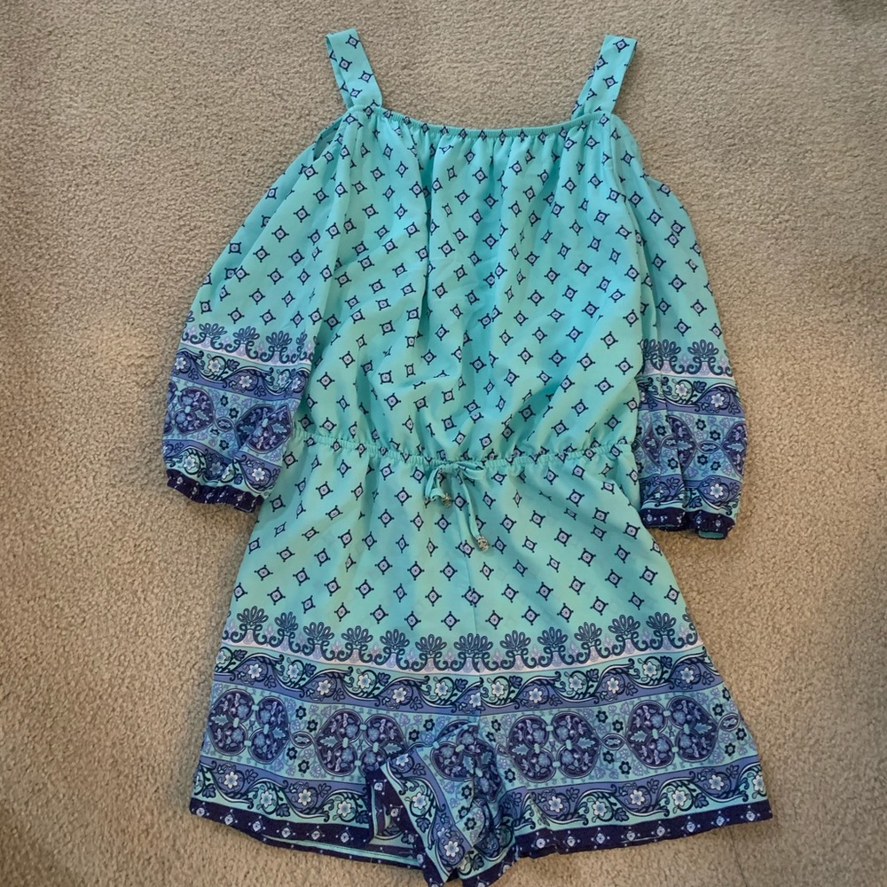Kids romper.